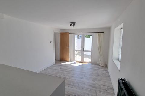 5 Mill View Road, Bexhill-on-sea, TN39 5HD