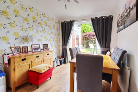 3 bedroom semi-detached house for sale, Walkden Road, Manchester M28