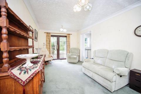 2 bedroom flat for sale, Tilley Close, Rochester ME3