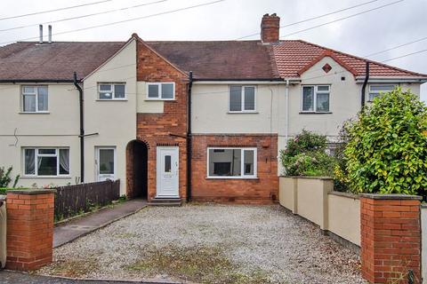 3 bedroom semi-detached house to rent, Dovehouse Fields, Lichfield WS14