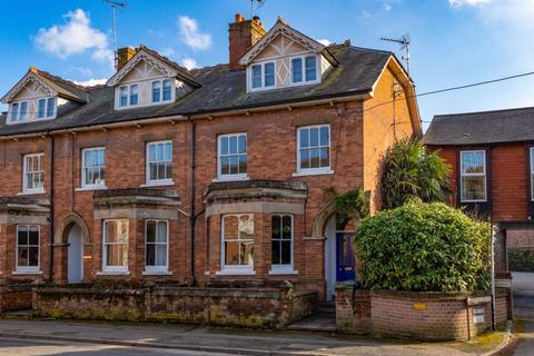 4 bedroom end of terrace house for sale, 11 Portway, Wantage OX12
