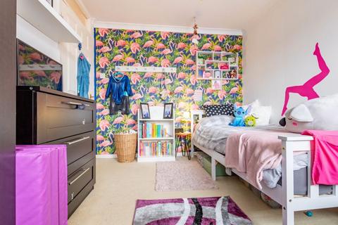 14 Boucher Close, Grove, Wantage, OX12 0NE