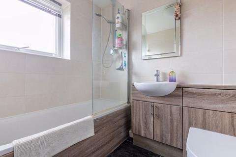 14 Boucher Close, Grove, Wantage, OX12 0NE