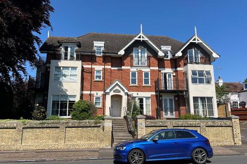 2 bedroom flat for sale, Carisbrooke Lodge, Goring Road, Steyning, West Sussex, BN44 3HB