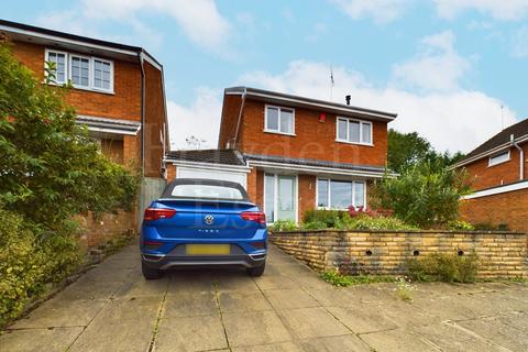 4 bedroom detached house for sale, Woodthorpe Drive, Bewdley, DY12 2RH