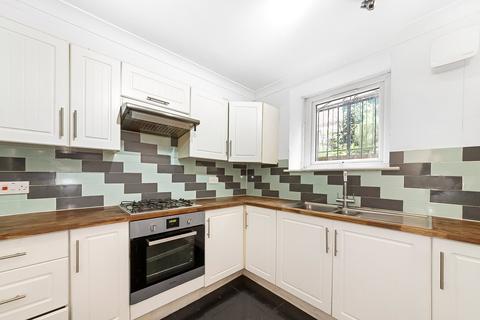2 bedroom apartment to rent, Thicket Road, London, SE20