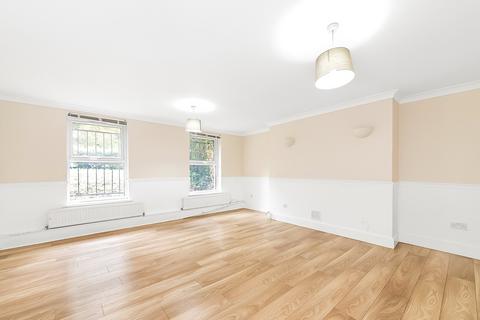 2 bedroom apartment to rent, Thicket Road, London, SE20