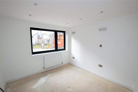 2 bedroom apartment to rent, Colby Mews, London, SE19