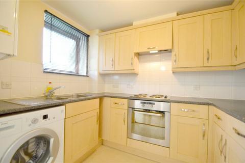 1 bedroom apartment to rent, Harry Close, Croydon, CR0