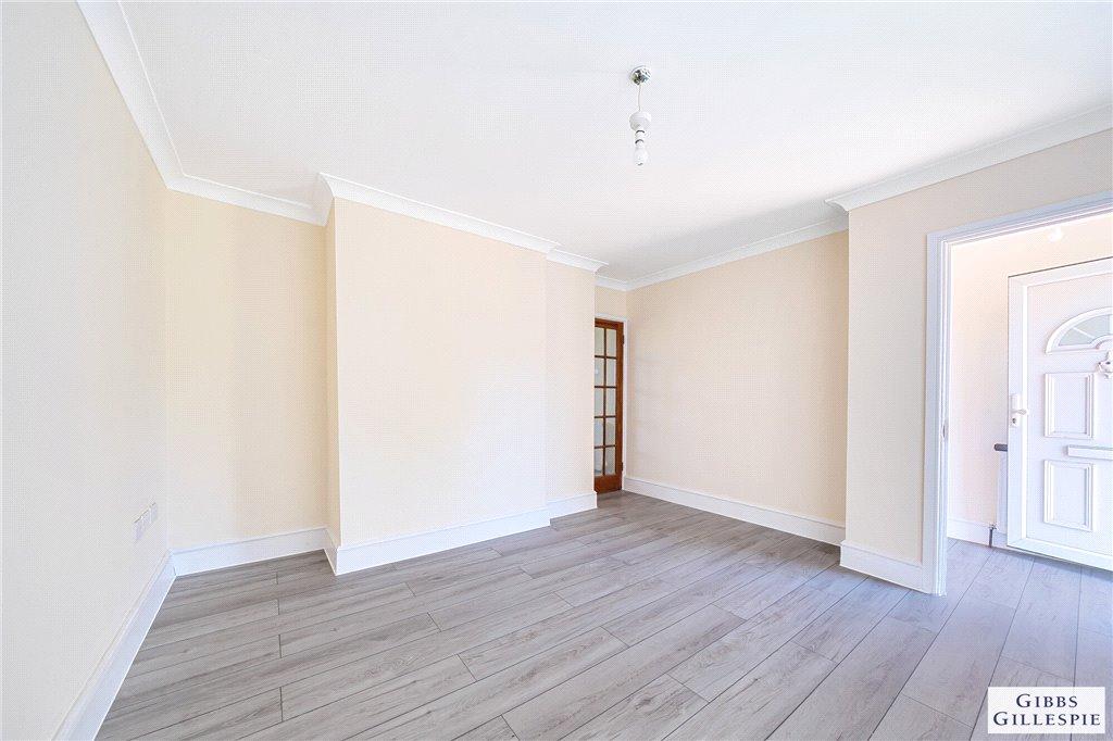 Courtenay Avenue, Harrow, Middlesex 3 bed terraced house for sale £465,000