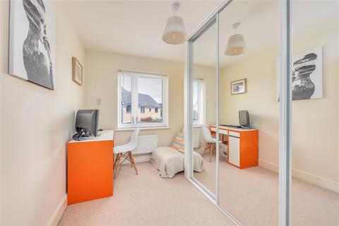 19 Ashpole Avenue, Wootton, Bedford, MK43 9EG