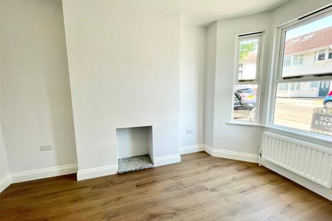 4 bedroom house for sale, Southsea Avenue, Leigh-on-Sea, Essex, SS9