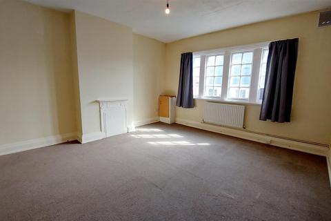 1 bedroom flat to rent, Newland Street, Northamptonshire NN16