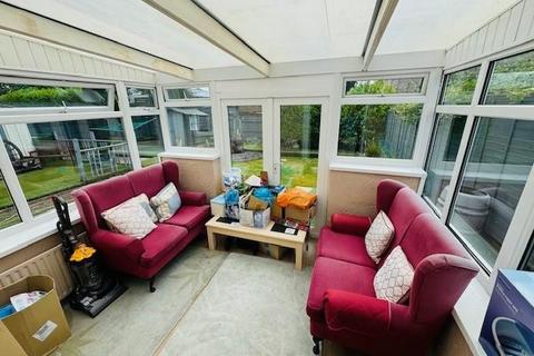 2 bedroom detached bungalow for sale, Howton Close, Bournemouth