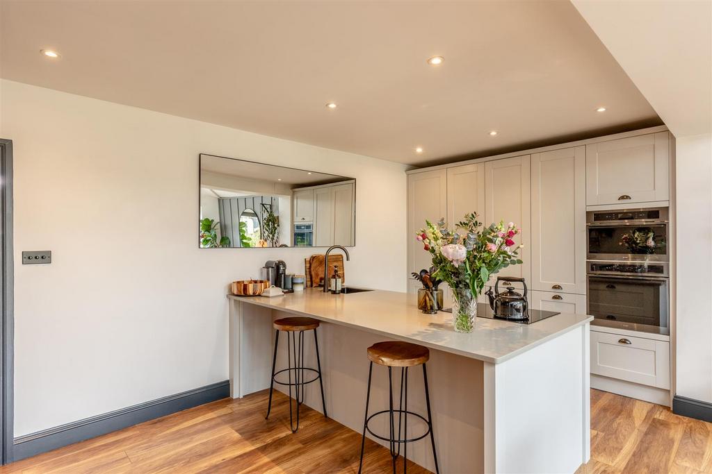 Ullswater Road, Southmead Kitchen.jpg