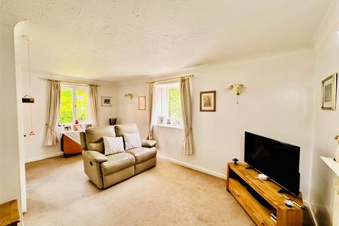 2 bedroom flat for sale, Filey Road, Scarborough