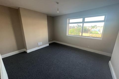 1 bedroom flat to rent, 324A Southcoates Lane