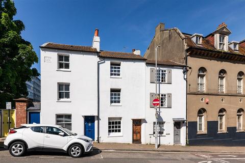 4 bedroom house to rent, Church Street, Brighton