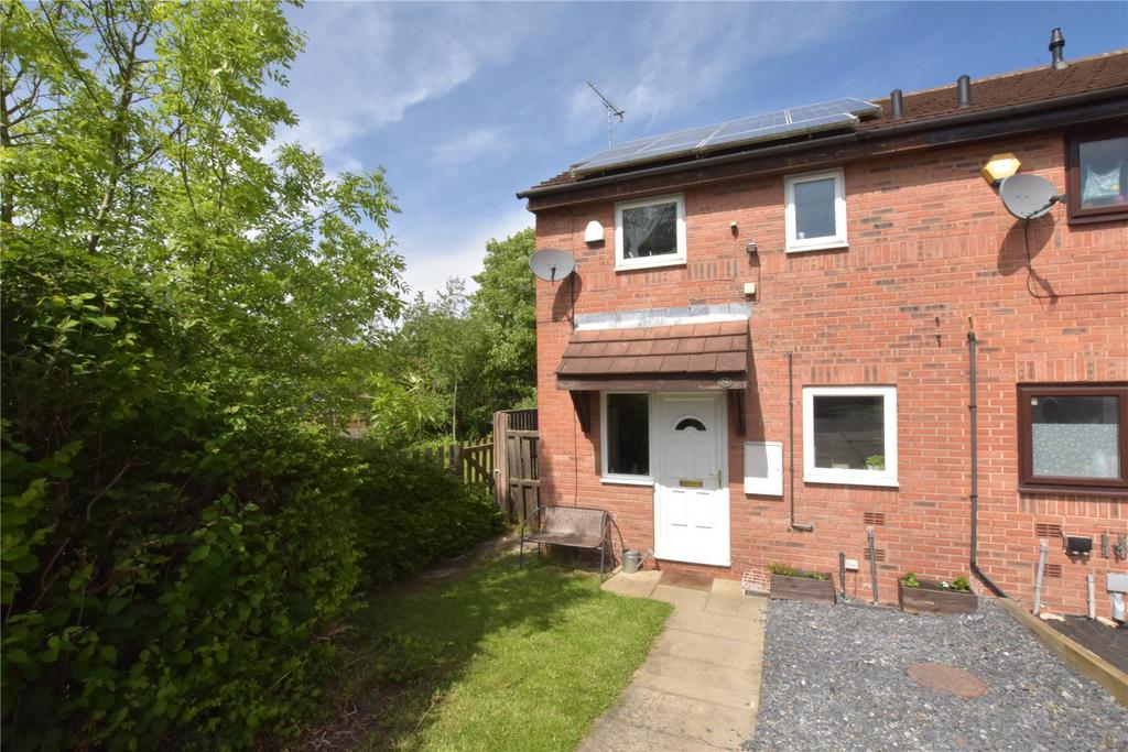 Tynedale Court, Leeds, West Yorkshire 2 bed semidetached house for
