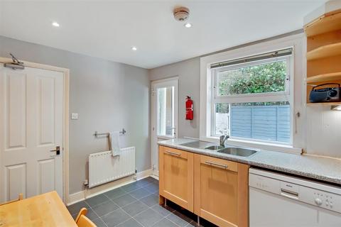 4 bedroom terraced house to rent, Yeldham Road, Hammersmith