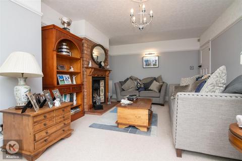 62 Brooklands Road, Hall Green, Birmingham, B28 8JZ