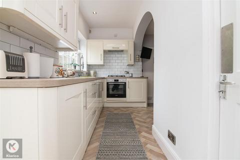 62 Brooklands Road, Hall Green, Birmingham, B28 8JZ