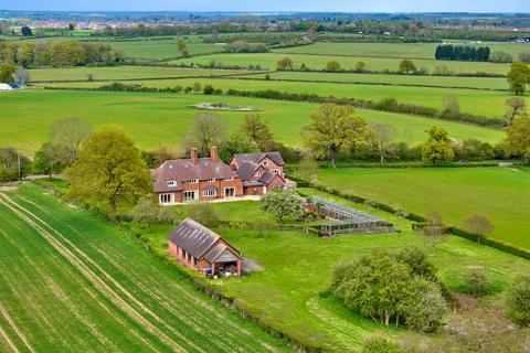 3 bedroom detached house for sale, Wasperton Lane, Barford, Nr Warwick.