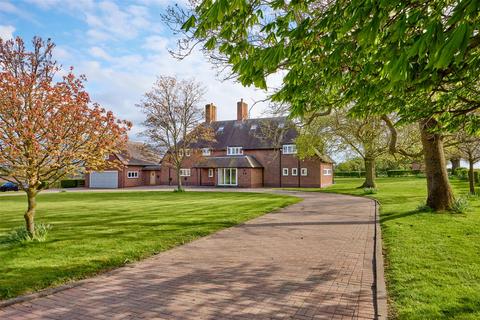 3 bedroom detached house for sale, Wasperton Lane, Barford, Nr Warwick.