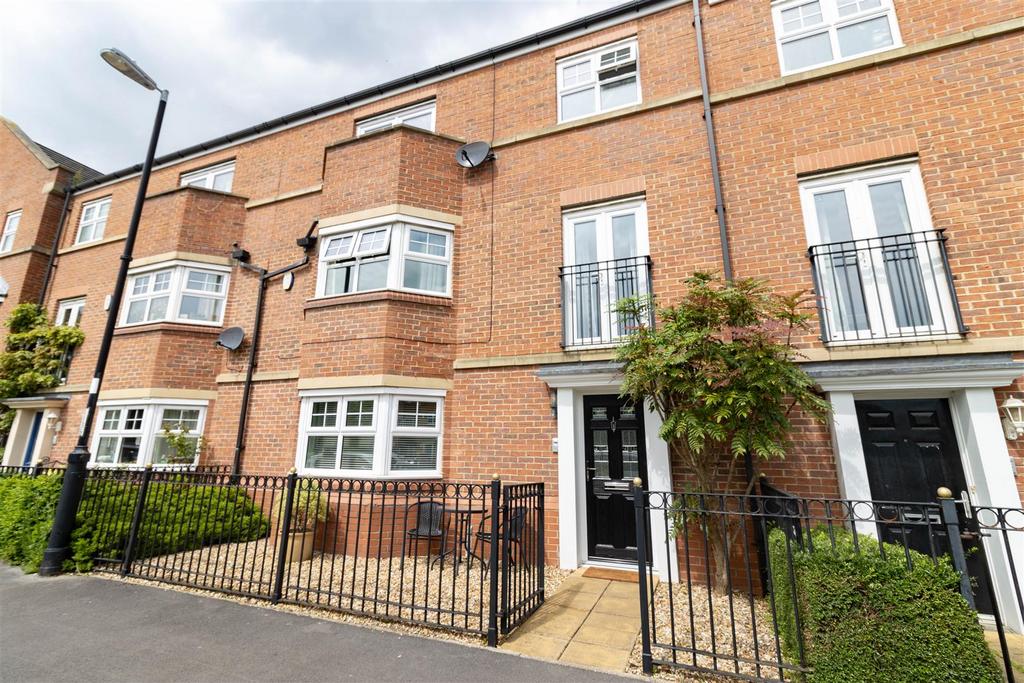 Featherstone Grove, Gosforth... 4 bed townhouse for sale £495,000