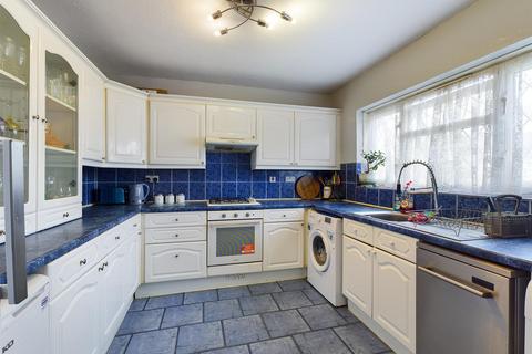 3 bedroom house for sale, Danebury, New Addington, Croydon