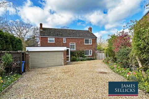 4 bedroom detached house for sale, Home Close, Dingley, Market Harborough