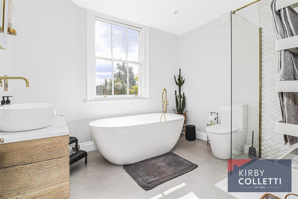Luxury bathroom
