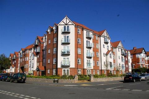 3 bedroom apartment for sale, Adlington House, Abbey Road, Rhos-on-Sea