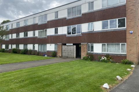 1 bedroom apartment for sale, Blunesfield, Potters Bar EN6