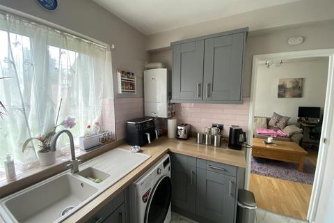 1 bedroom apartment for sale, Blunesfield, Potters Bar EN6