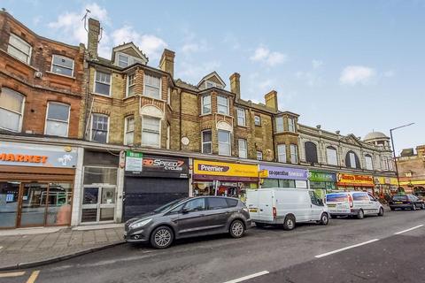 3 bedroom flat for sale, Northdown Road, Margate