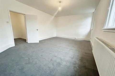 3 bedroom flat for sale, Northdown Road, Margate