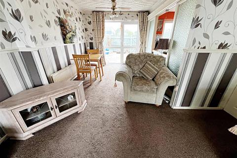 3 bedroom terraced house for sale, Eskdale Way, Grimsby, N.E. Lincs, DN37 9EA