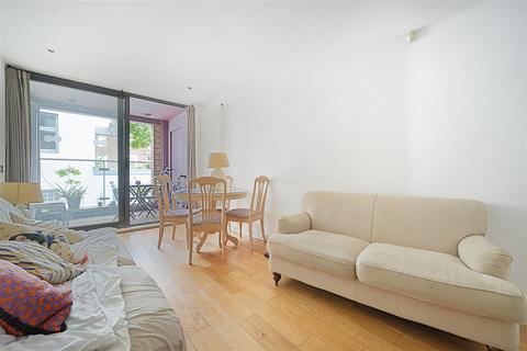 1 bedroom flat for sale, Rochester Place, Camden