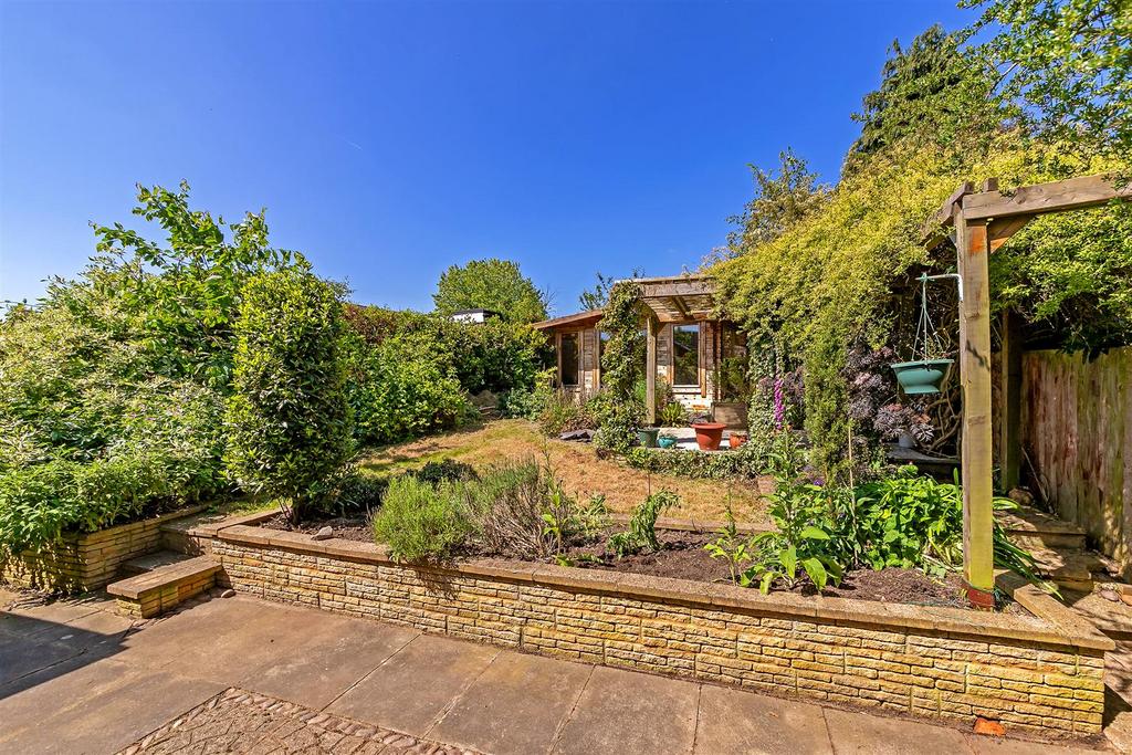 2 Harley Court-22.jpg