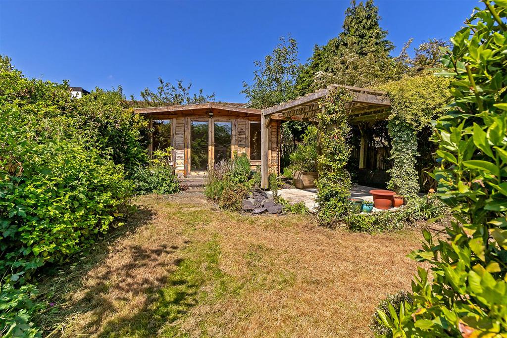 2 Harley Court-24.jpg