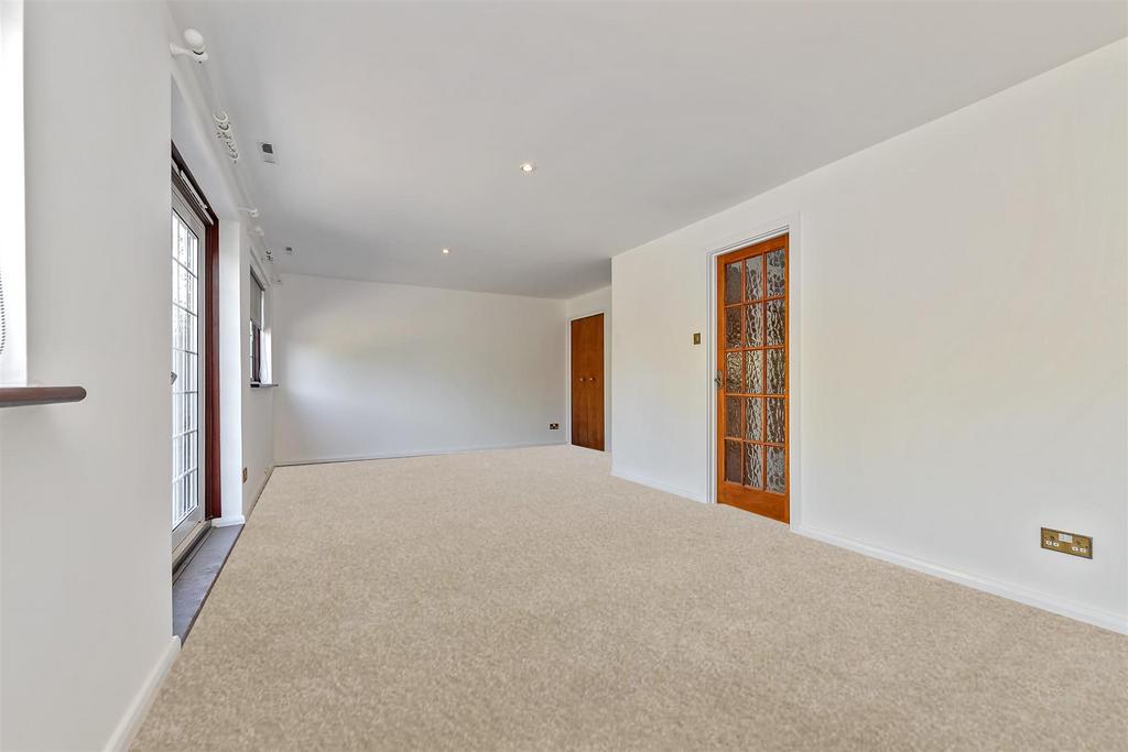2 Harley Court-20.jpg