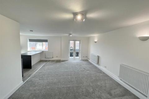 3 bedroom apartment to rent, Worple Road, London SW19