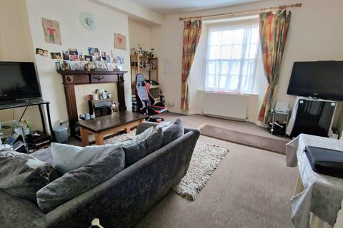 1 bedroom flat for sale, St. Peter Street, Tiverton EX16