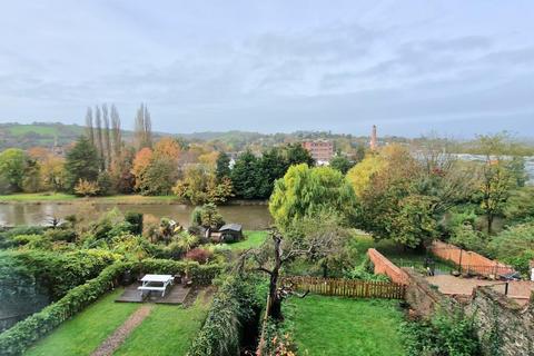 1 bedroom flat for sale, St. Peter Street, Tiverton EX16