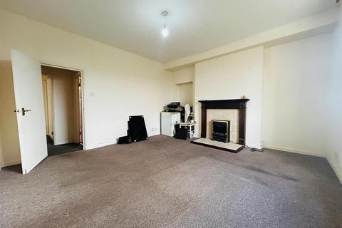 1 bedroom flat for sale, St. Peter Street, Tiverton EX16