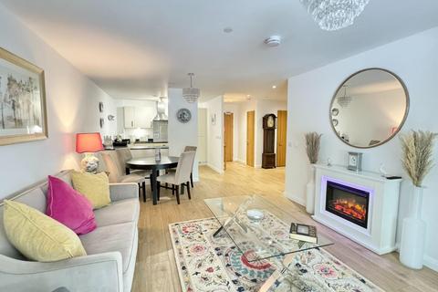 2 bedroom retirement property for sale, Holly Road North, Wilmslow