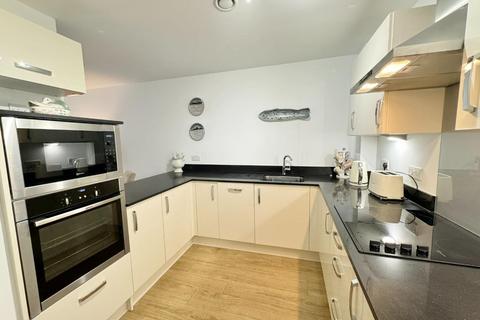 2 bedroom retirement property for sale, Holly Road North, Wilmslow