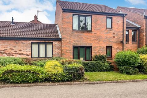 1 bedroom flat for sale, Peakes Croft, Bawtry, Doncaster