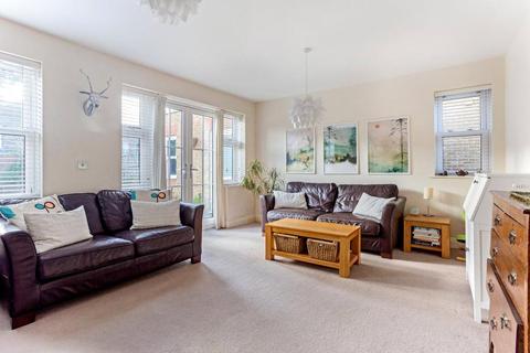 4 bedroom end of terrace house to rent, Kensington Mews, Windsor, Berkshire, SL4